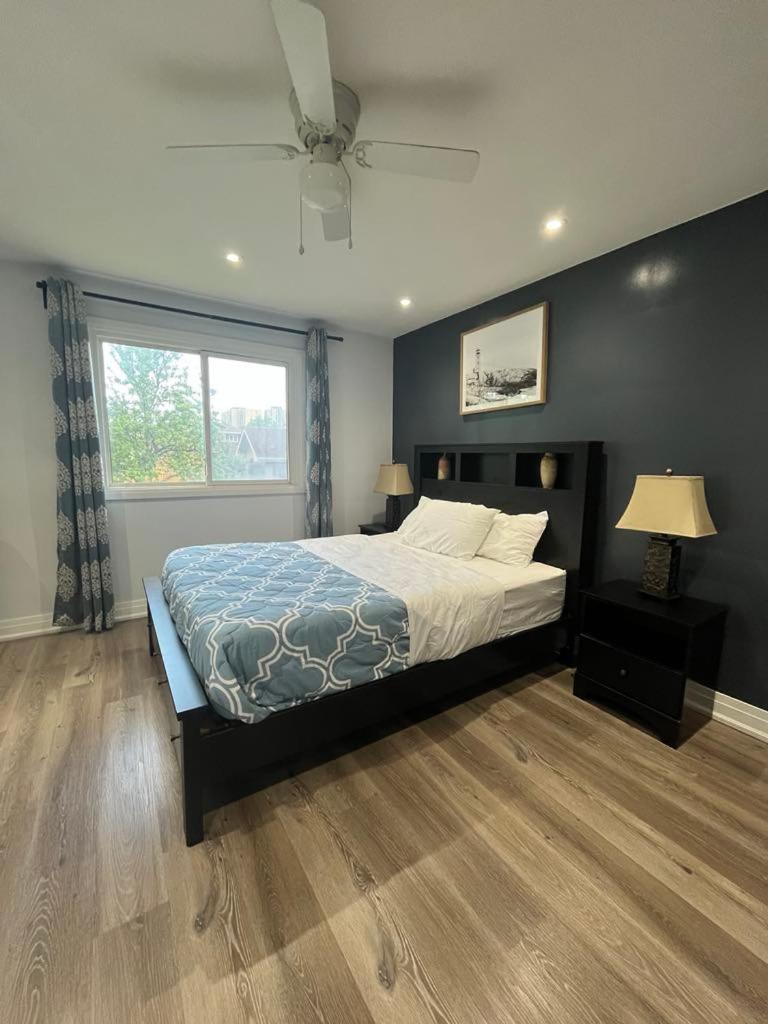 Spectacular 3 Bedroom 2 Wr House - Close To Airport Toronto Eksteriør billede